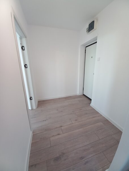 Drumul Taberei, vis a vis de parcul Moghioros