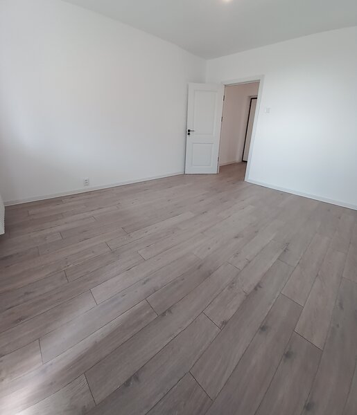 Drumul Taberei, vis a vis de parcul Moghioros